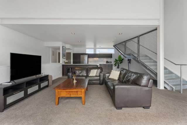 Versatile, Stylish & Convenient Loft Living