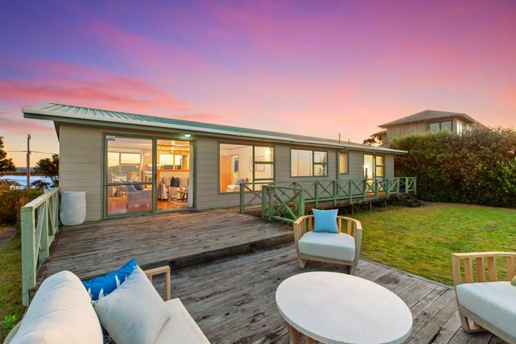 697 Pukehina Parade Pukehina_35