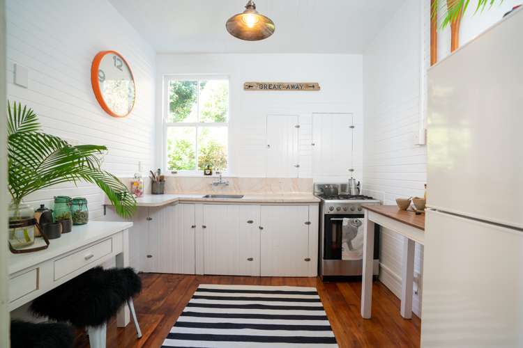 495 Karaka Bay Road Karaka Bays_5