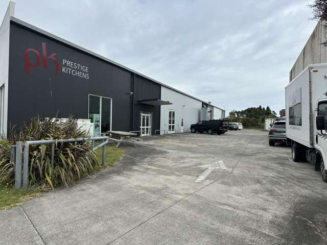 58 Hurlstone Drive Waiwhakaiho_2