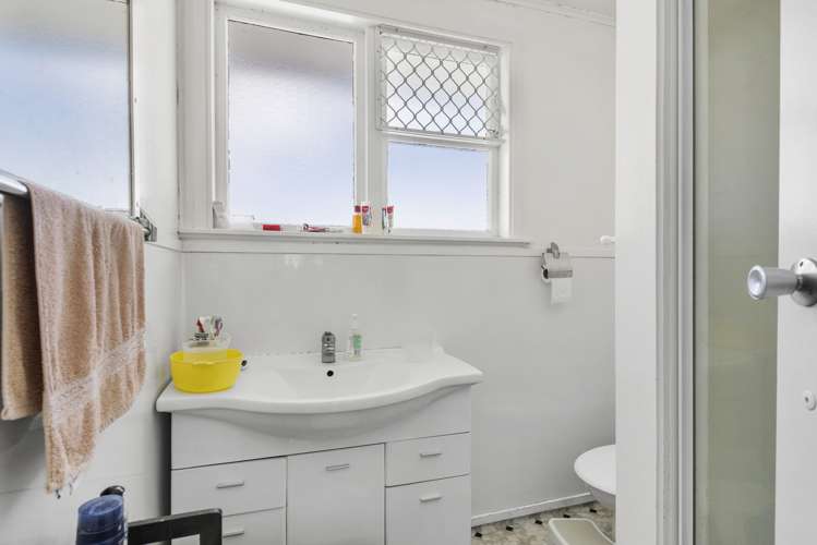 97 Aranui Road Mount Wellington_18