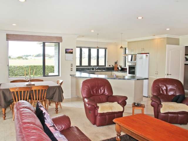 115 Mill Road South Seaward Bush_2