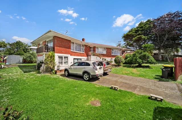 2 Lympne Lane Mangere_4