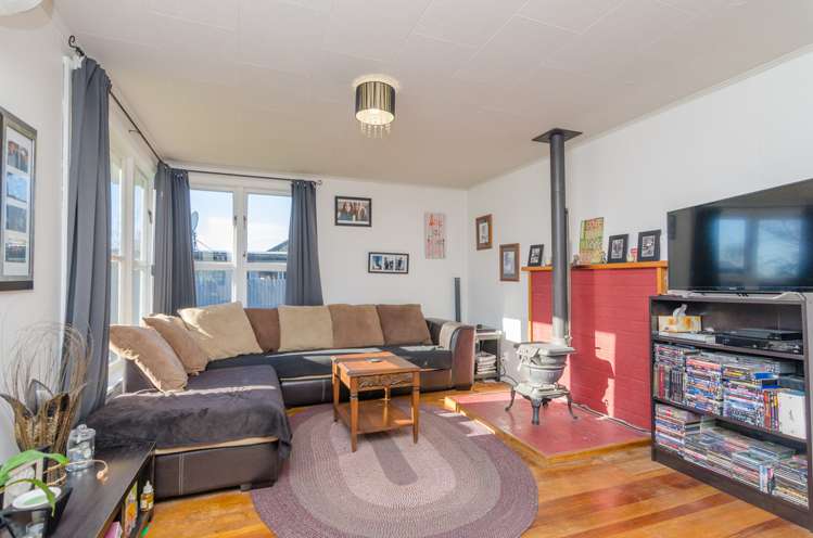 42 Kummer Crescent Masterton_11