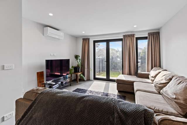 1/32 Frederick Street Waltham_4