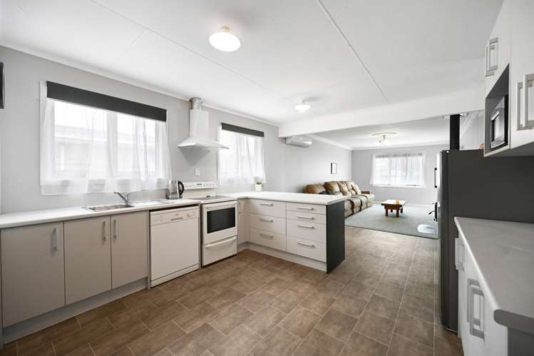 70 Bailey Street_5