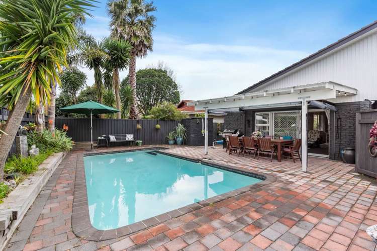 7 Lakeside Drive Pahurehure_12