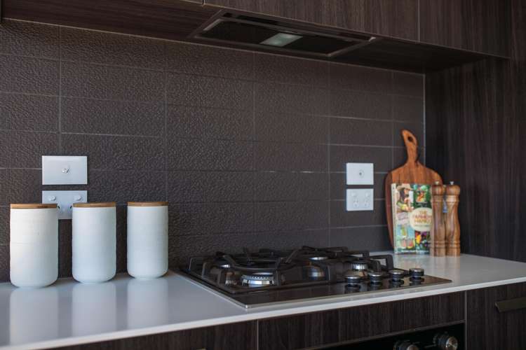 27 Falconer Rise Jacks Point_10