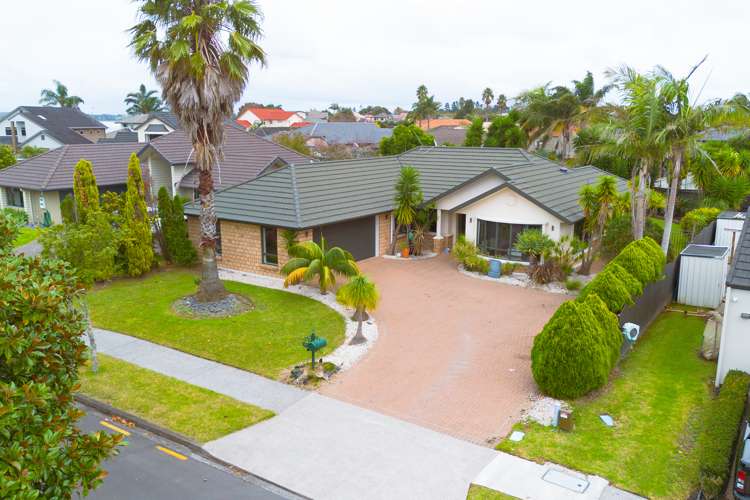 11 Crannich Place Wattle Downs_1