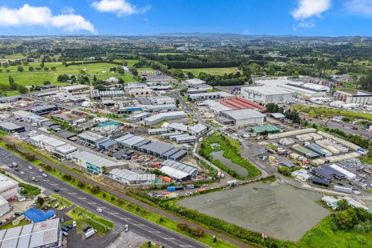 22 Shamrock Drive Kumeu_24