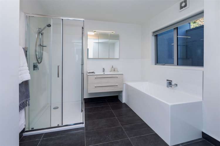 99 Cannon Hill Crescent Mount Pleasant_19