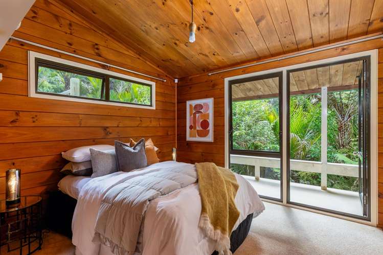 24d Sylvan Valley Avenue Titirangi_12