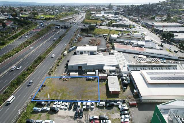 1,000m&sup2; Storage Yard &ndash; Mt Roskill