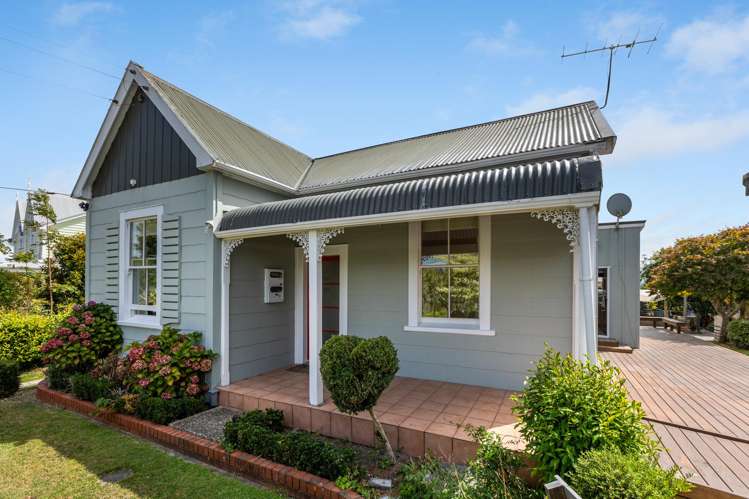 22 Takiroa Street Urenui_24