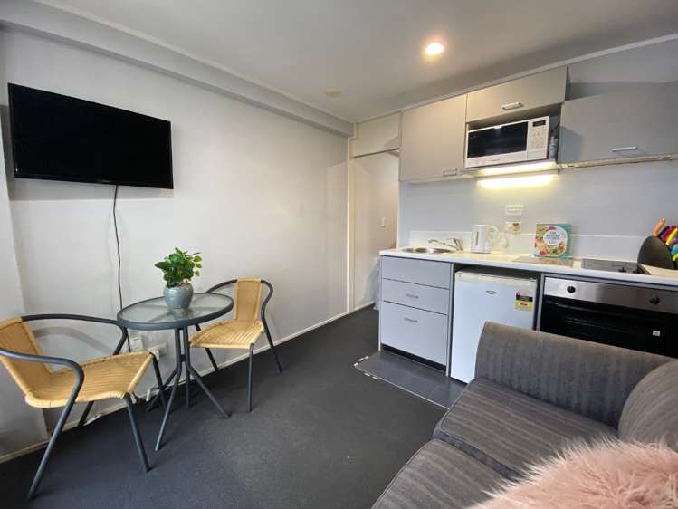 816/72 Nelson Street Auckland Central_1