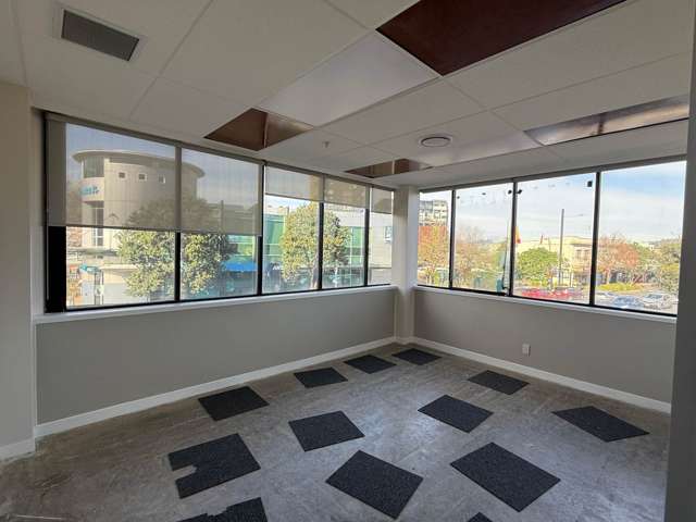 3053 Great North Road New Lynn_1