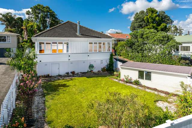 1/160 Henderson Valley Road Henderson_1