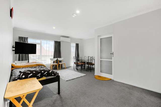6/17 Wellington Street Hamilton East_3