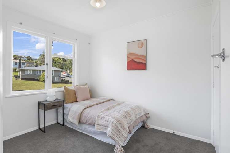 6 Hampshire Street Cannons Creek_9