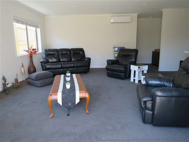 43 Puhirake Crescent Pyes Pa_2