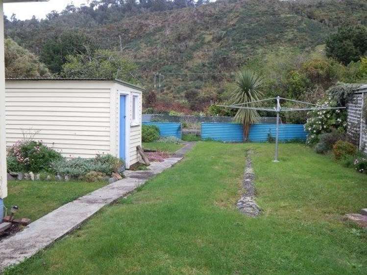 7 Main Road Hector_16