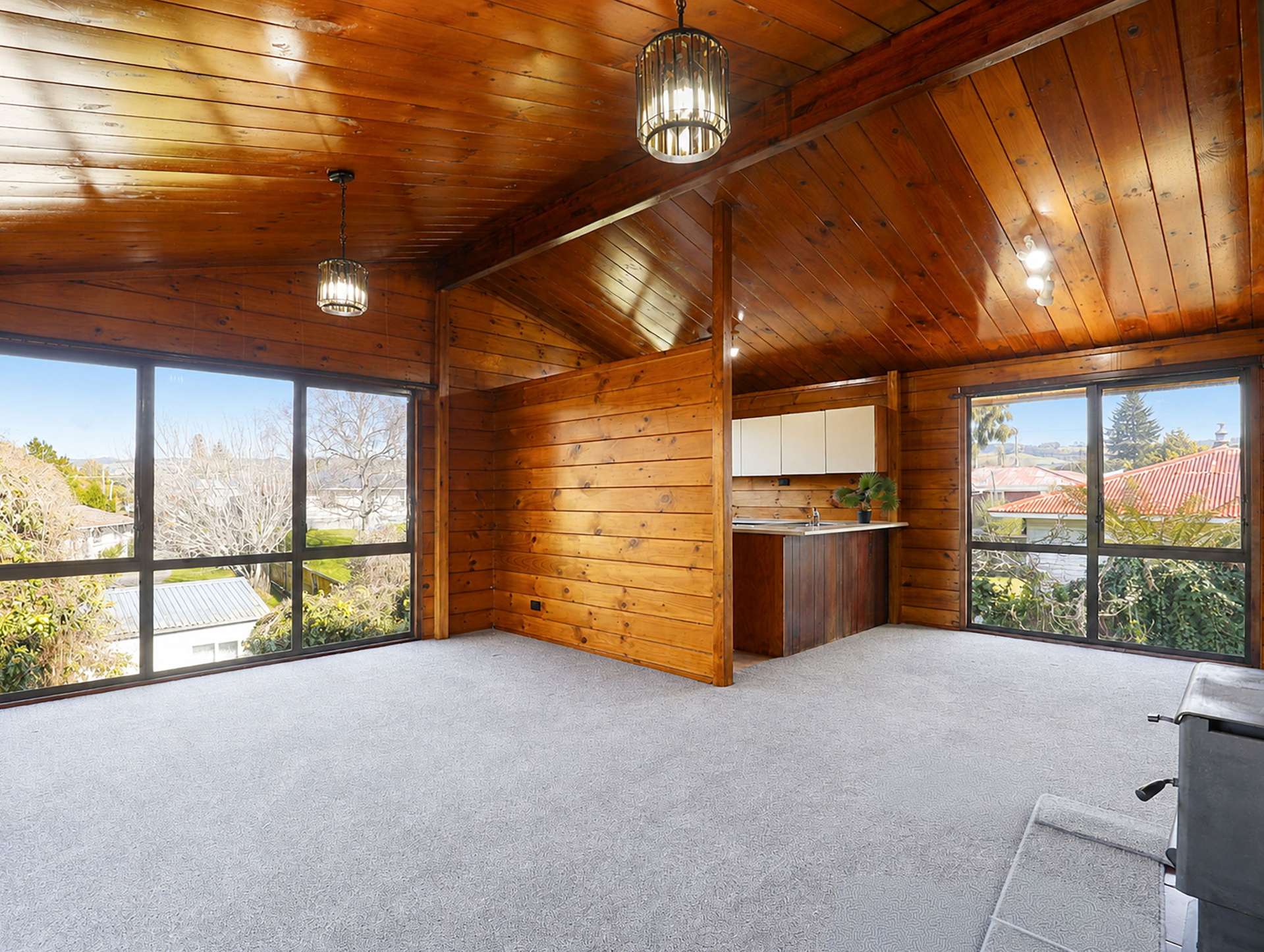 186B Clayton Road Mangakakahi_0
