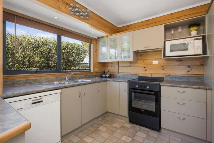 499 Seaforth Road Bowentown_7