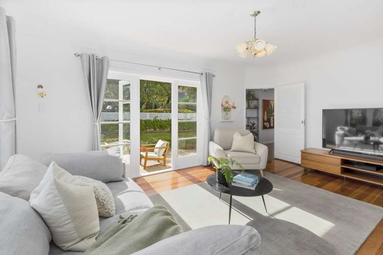 4 Ashleigh Crescent Miramar_5