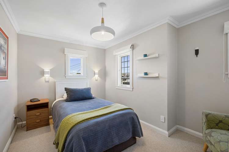 26 Baring Terrace Strandon_10