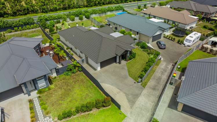 17 Lydiard Place Beachlands_40