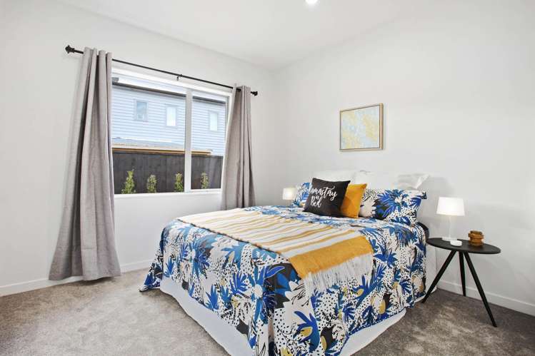 108 Simpson Road Henderson Heights_19