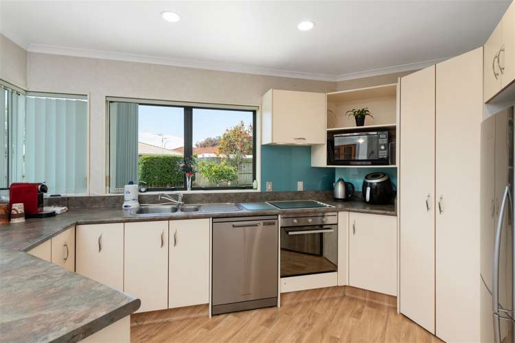 104 Pacific View Road Papamoa_6