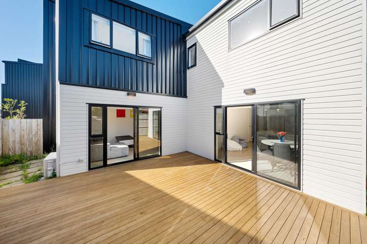 17 Korama Lane New Lynn_10