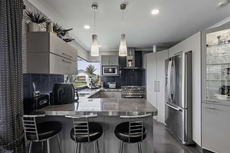 6 Mahonia Place Pyes Pa_1