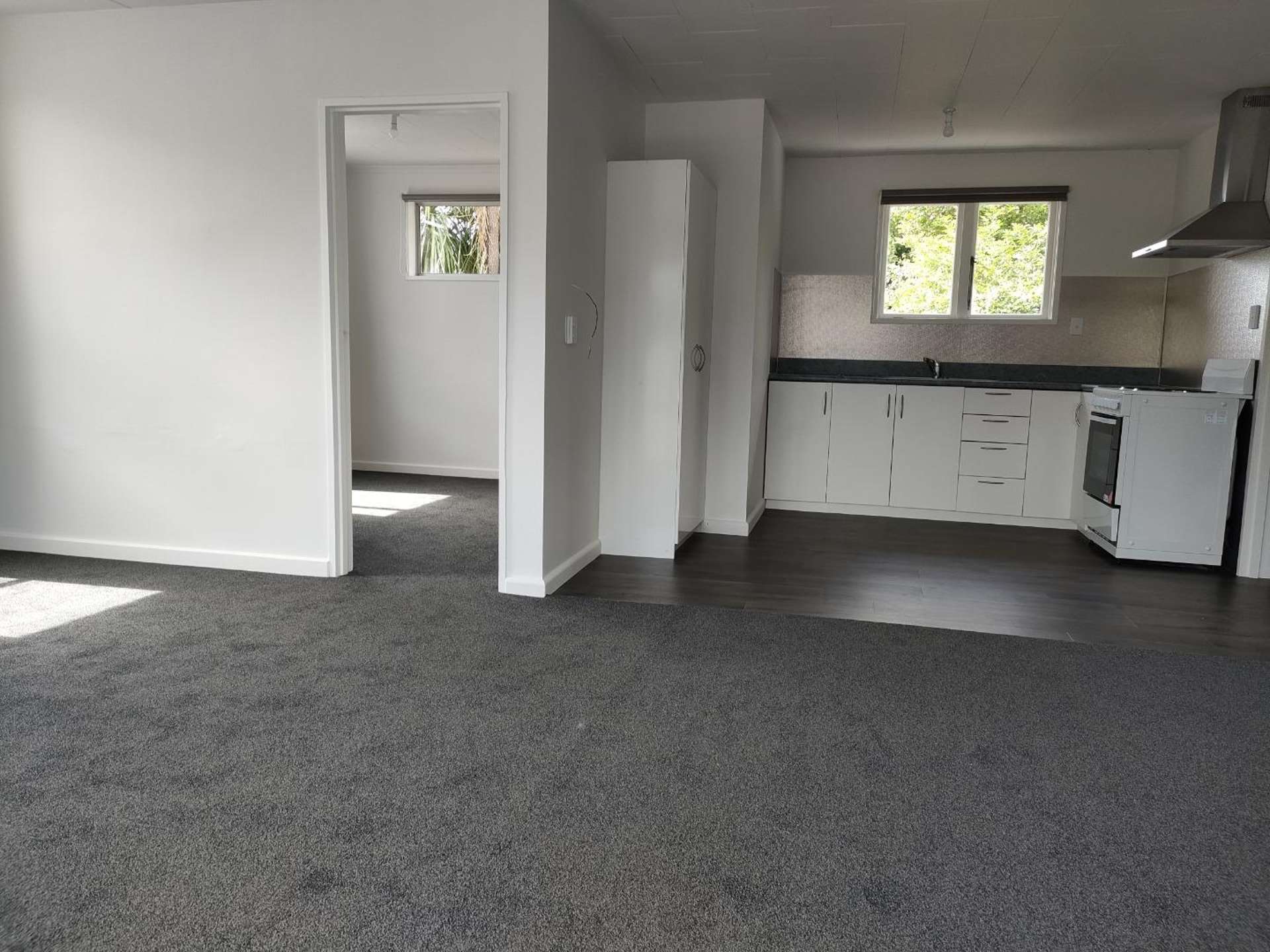 755B Ferry Road 1582_0