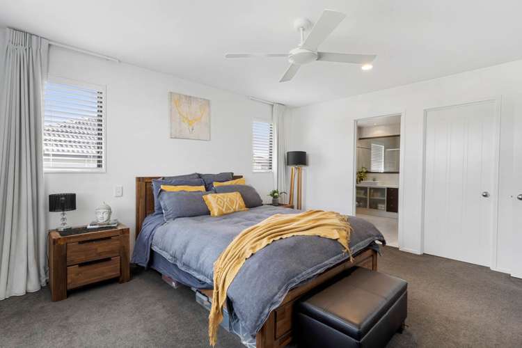 19 Pine Harbour Parade Beachlands_21