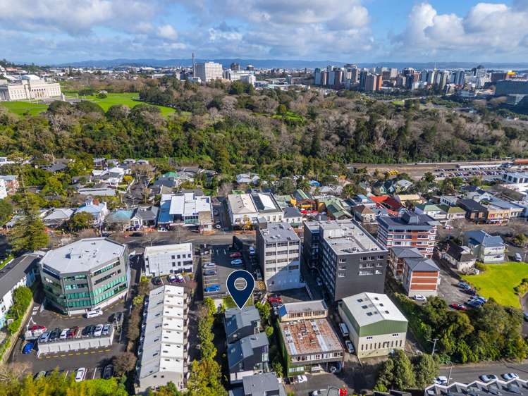 43 Scarborough Terrace Parnell_22