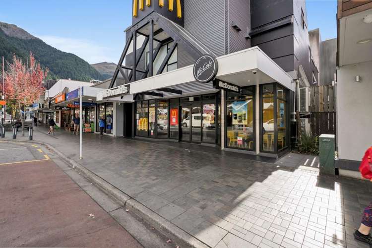 29 Camp Street Queenstown_2