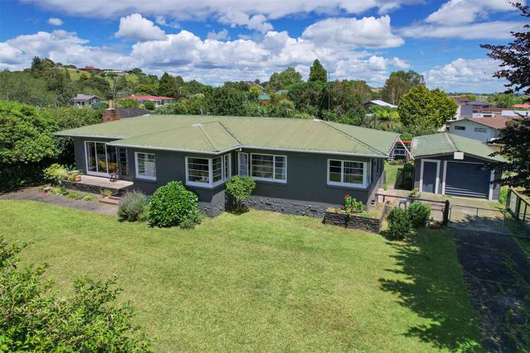 70 Thames Road Paeroa_11
