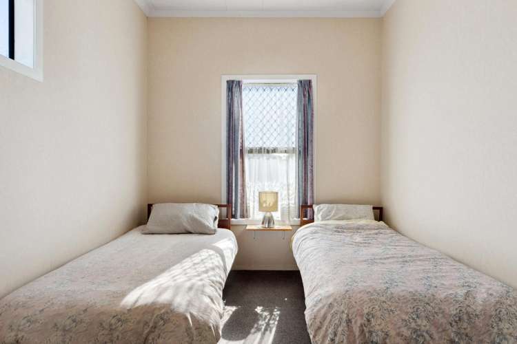 15 Haldane Street Elgin_8