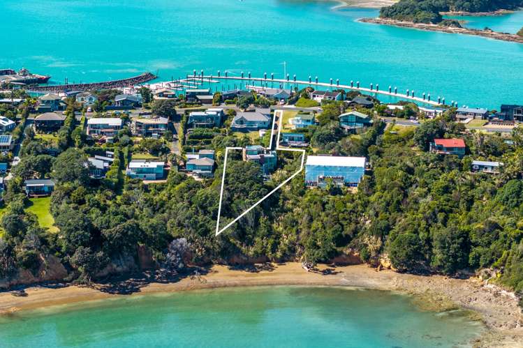 53 Kennedy Point Road Surfdale_26