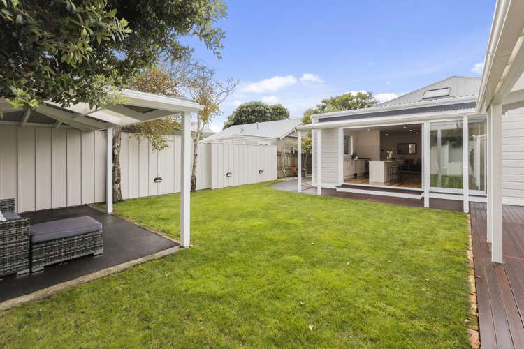 31 Bay Street Petone_10