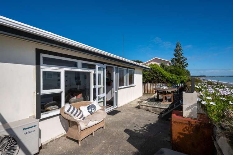 265 Clifton Road Te Awanga_14