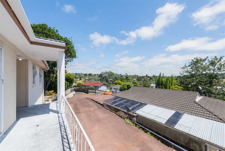 64a Captain Scott Road Glen Eden_18