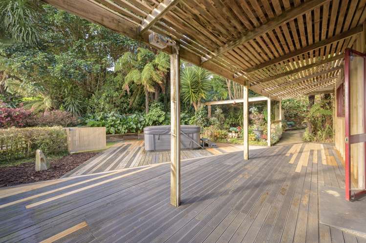 251 Reid Road_4
