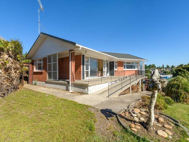 20 Lloyd Street Parkvale_1