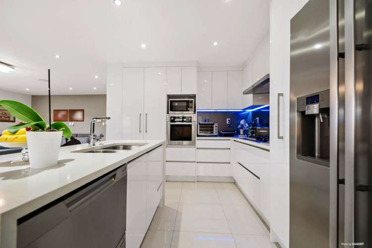 28 Flanshaw Road Te Atatu South_7