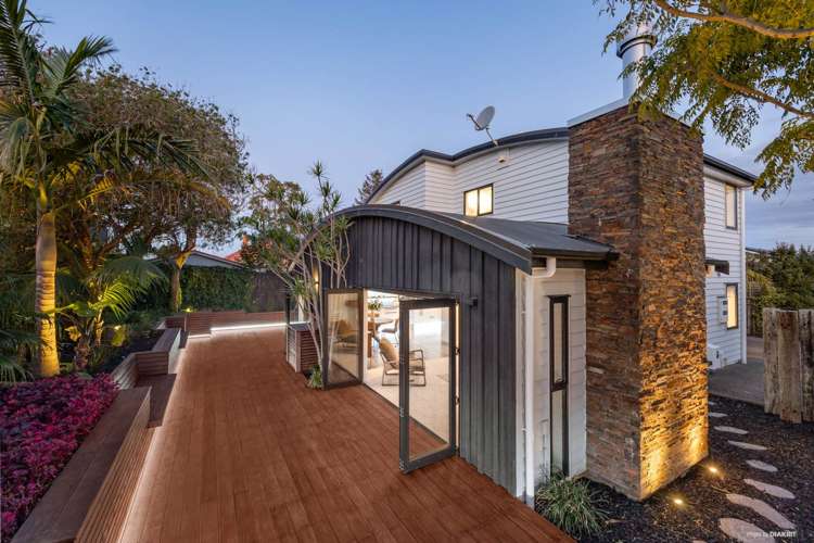 2/24 Ngataringa Road Devonport_0