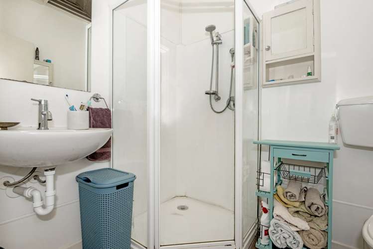 1 Rutene Road Kaiti_13