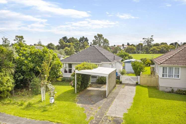 33 Denny Avenue Mount Roskill_9